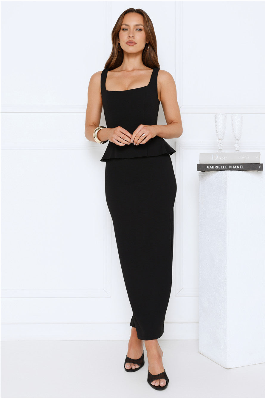 Sculpted Grace Maxi Dress Black